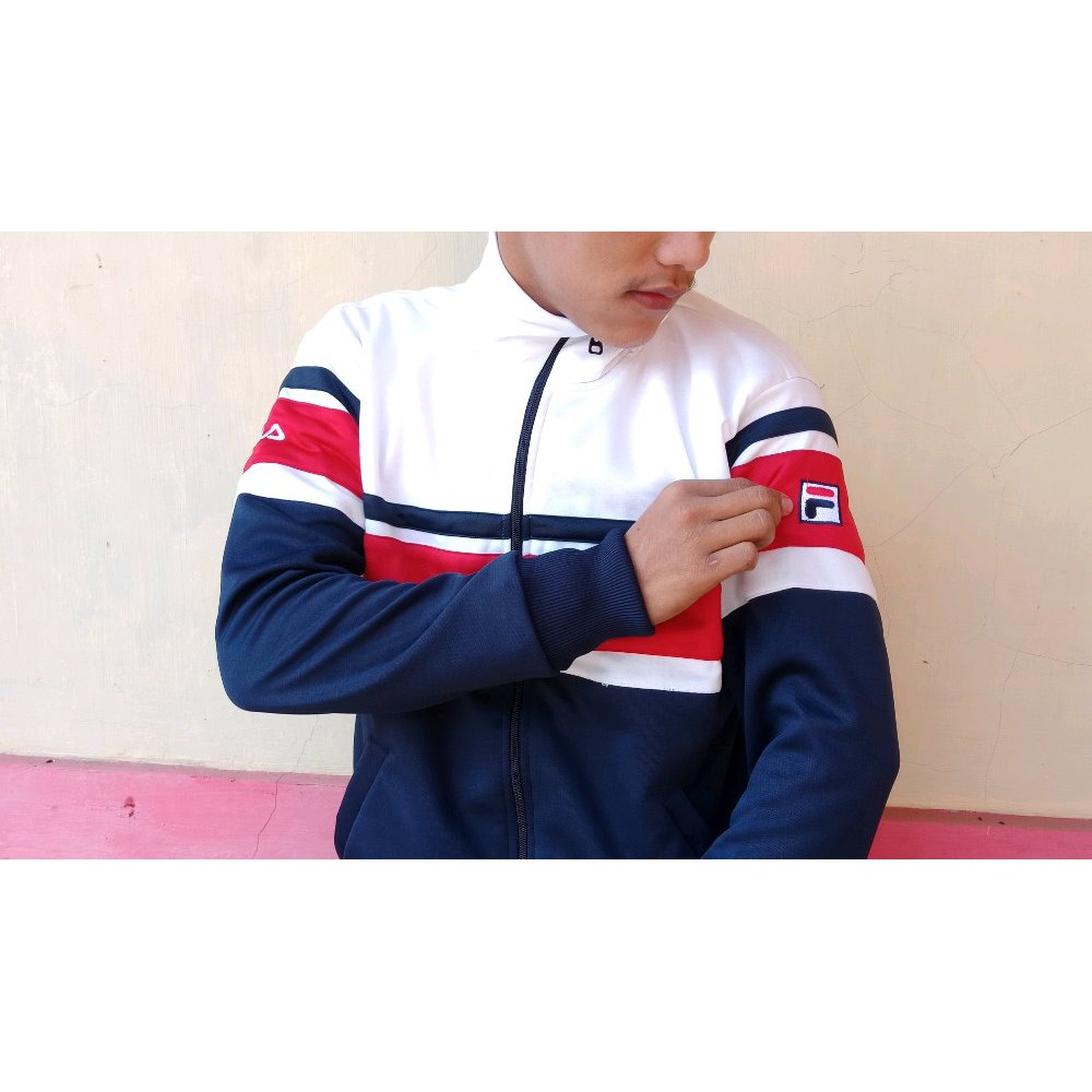 TERLARIS jaket tractop Fila expo putih premium - cassual Fila Jaket Keren