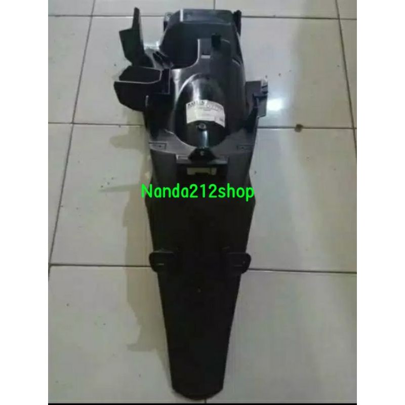 Spakbor belakang Vario old