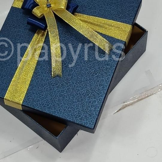 

♦ Papyrus 25x30cm Tinggi 10cm Kotak Kado Gift Box ♞