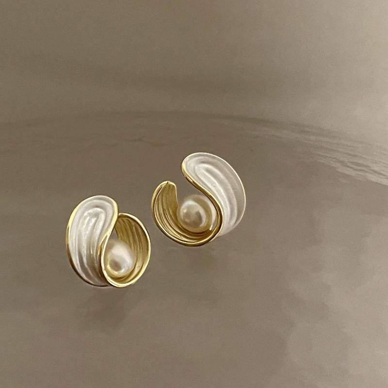 Anting Mutiara Model Simple