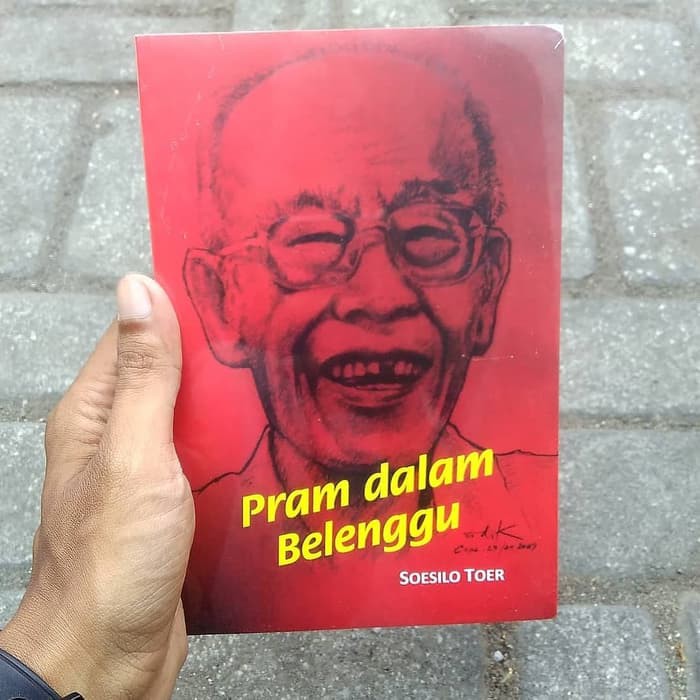 Buku Pram dalam belenggu