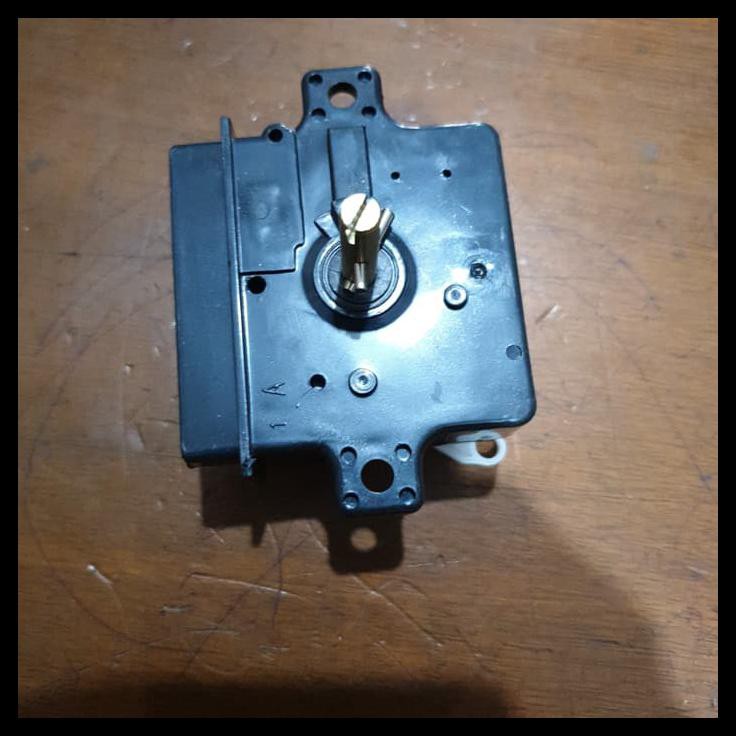 TIMER MESIN CUCI SHARP SOKET 3.