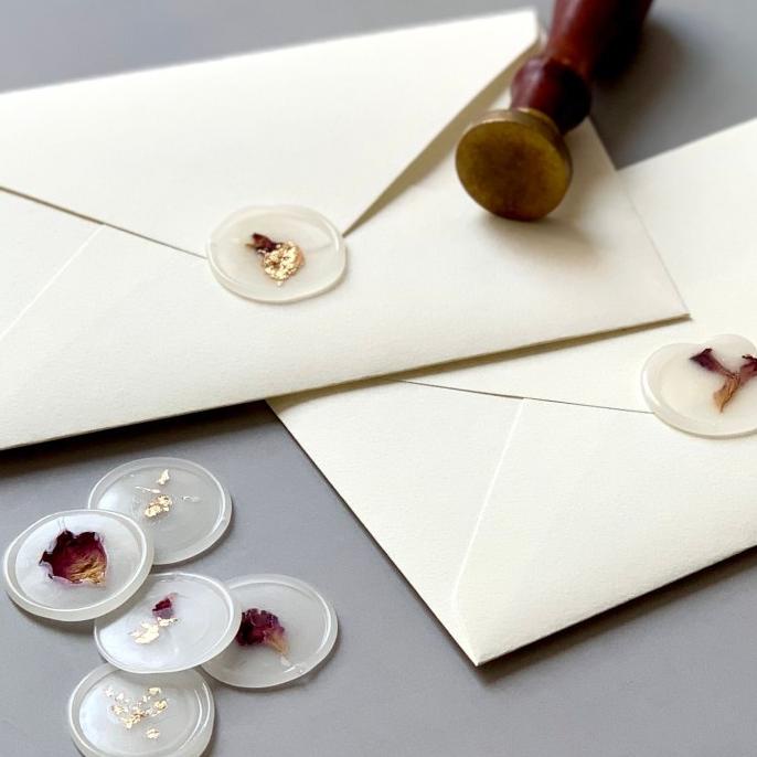 

(BISA COD) Vellum Flower Wax Seal Sticker/Adhesive (isi 5) - Rose + Gold STOK TERBATAS Kode 1249