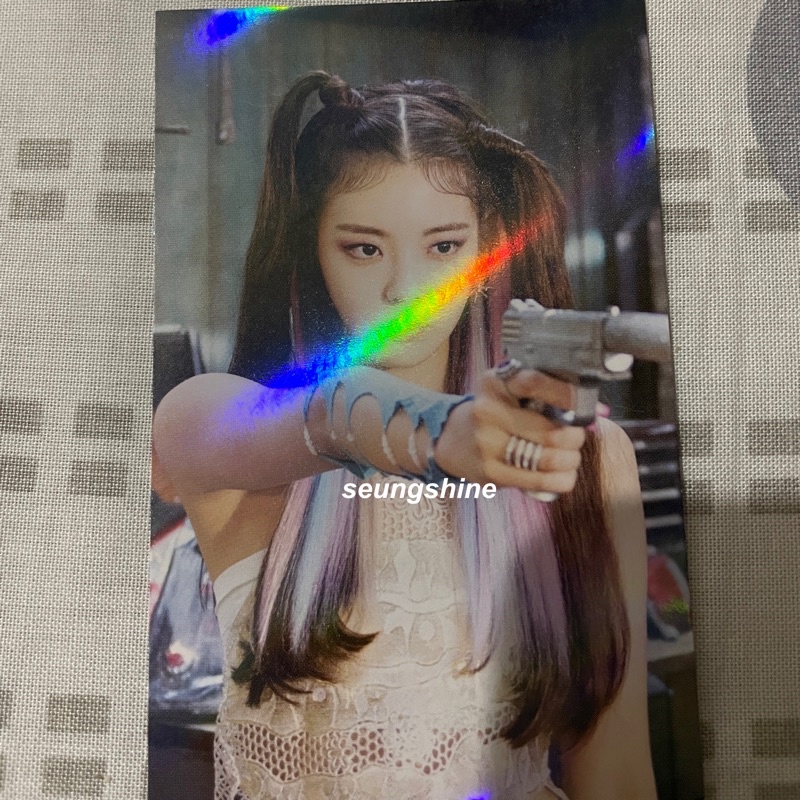 lia itzy withdrama wd not shy photocard