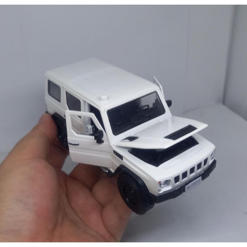Jual mainan anak diecast miniatur mobil mirip Jeep Suzuki Jimny 1:32