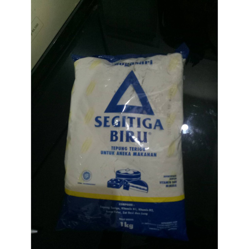 

Tepung Terigu 1 kg Segitiga Biru