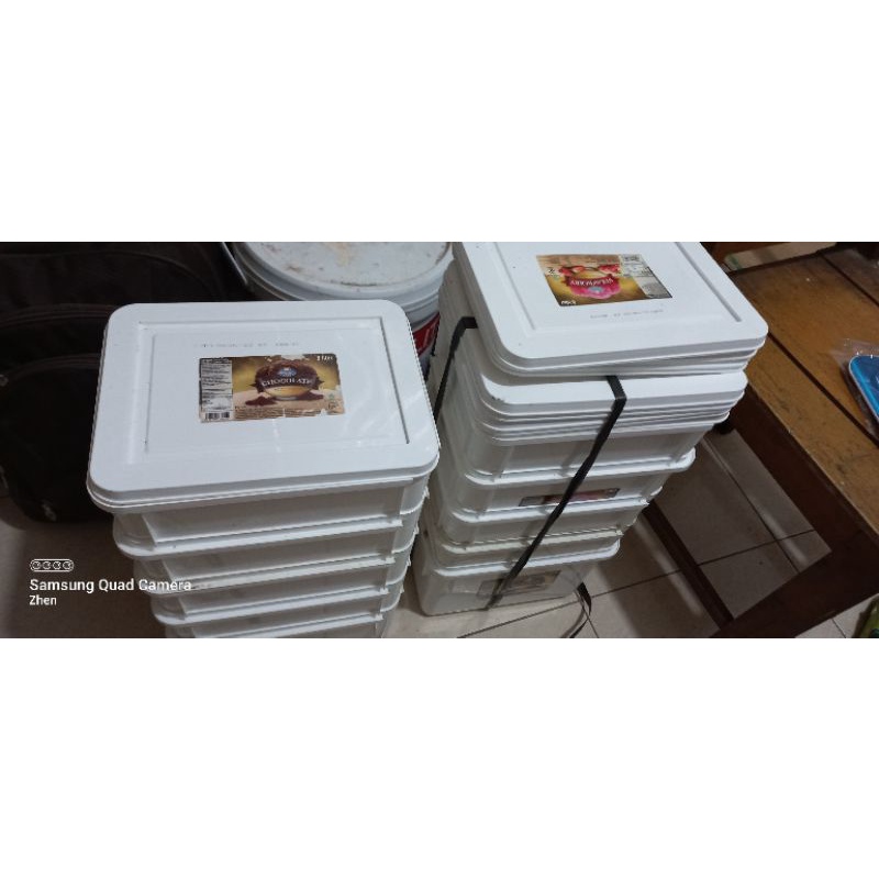 Box Es Krim 8liter Campina