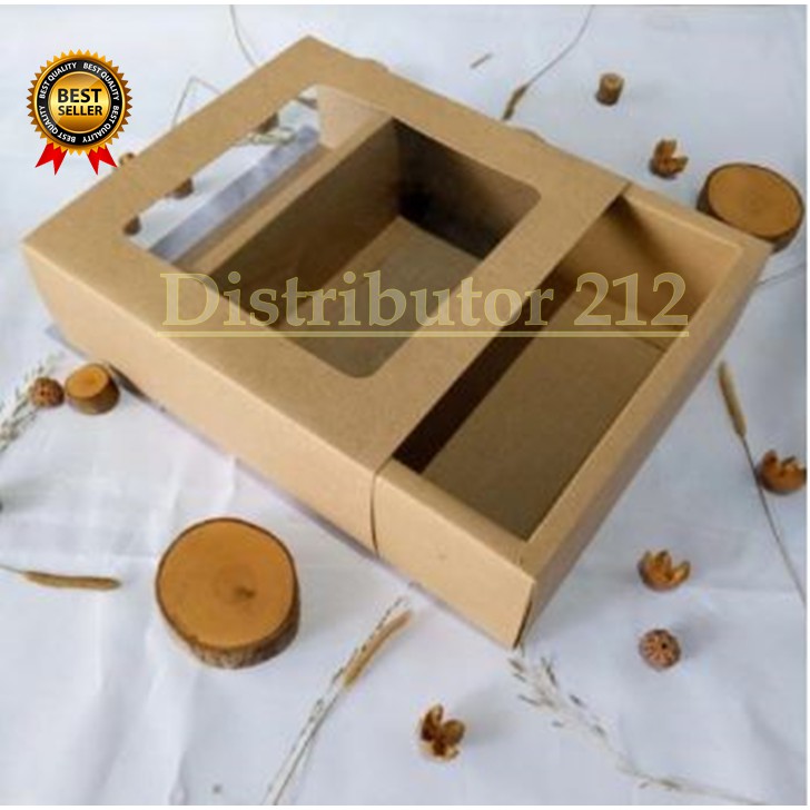 

Kotak kado gift box hampers size 20 x 20 x 7 cm - box jendela