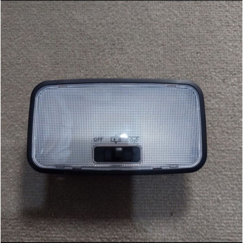Lampu Plafon Lampu Kabin Belakang Fortuner VRZ Hilux Revo GR Original