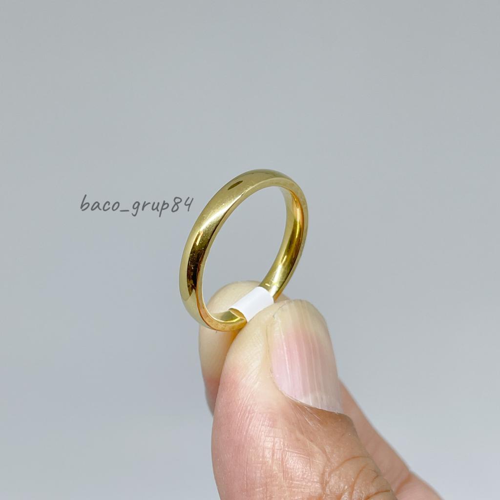 Cincin Titanium Gold ring Polos C18 Cincin Tunangan Cincin kawin Awet lama Tidak Karatan