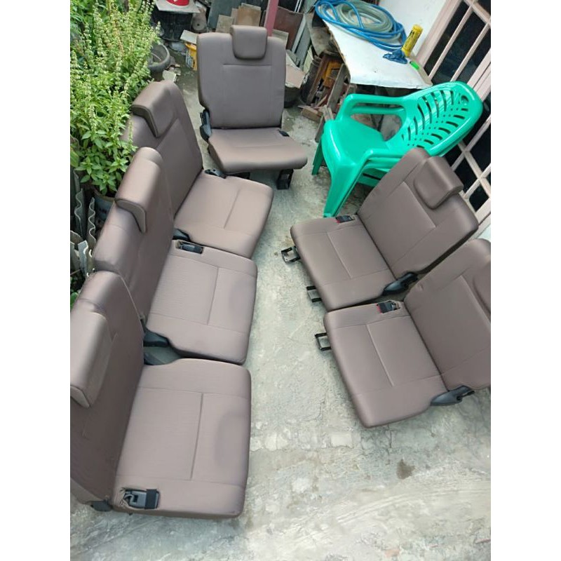 Jok Grand Avanza Belakang