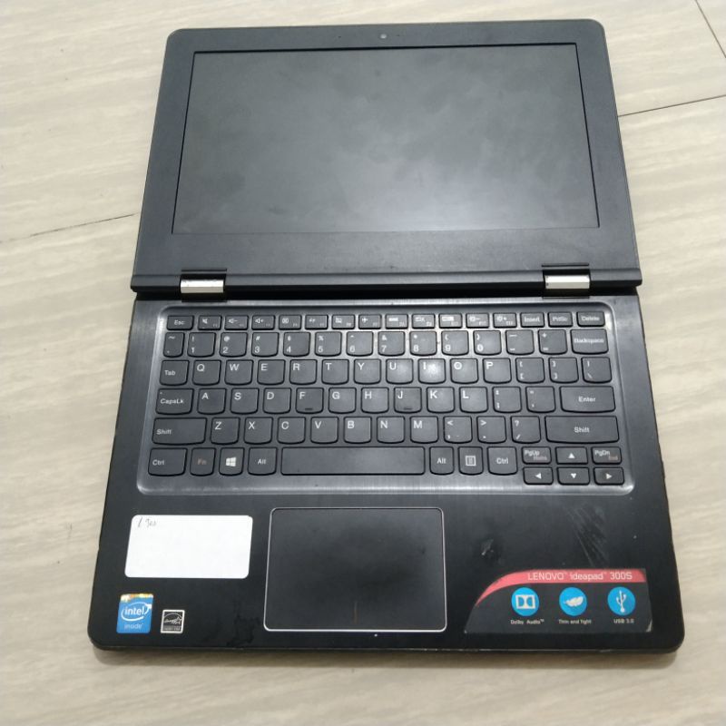 LAPTOP SEKEN SECOND NOTEBOOK LE IdeaPad 300s-11IBR 12 INCI 11.6 SLIM GARANSI TERMURAH BAGUS BERKWALITAS