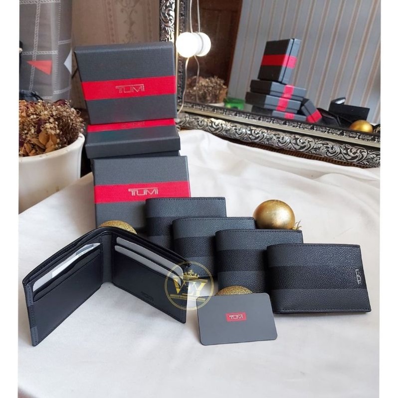Tumi men wallet