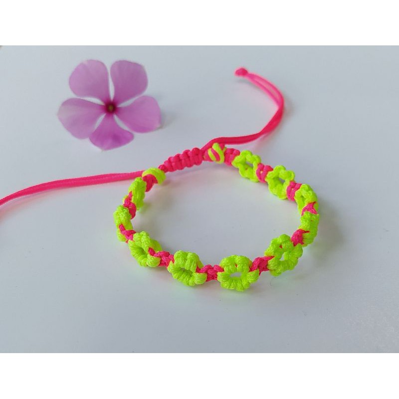 DIY Gelang Bracelet Bunga Rajut Untuk Wanita