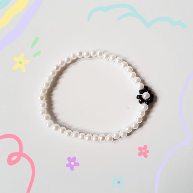 gelang kpop / gelang daisy / gelang korea / black flower bracelet / gelang daisy