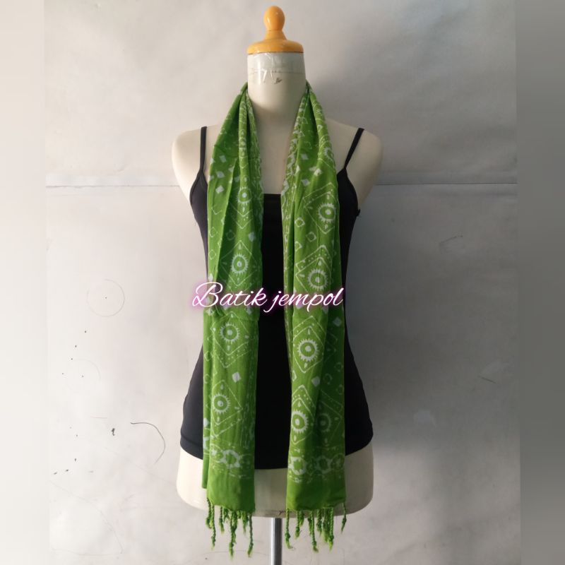 syal batik bahan paris warna hijau