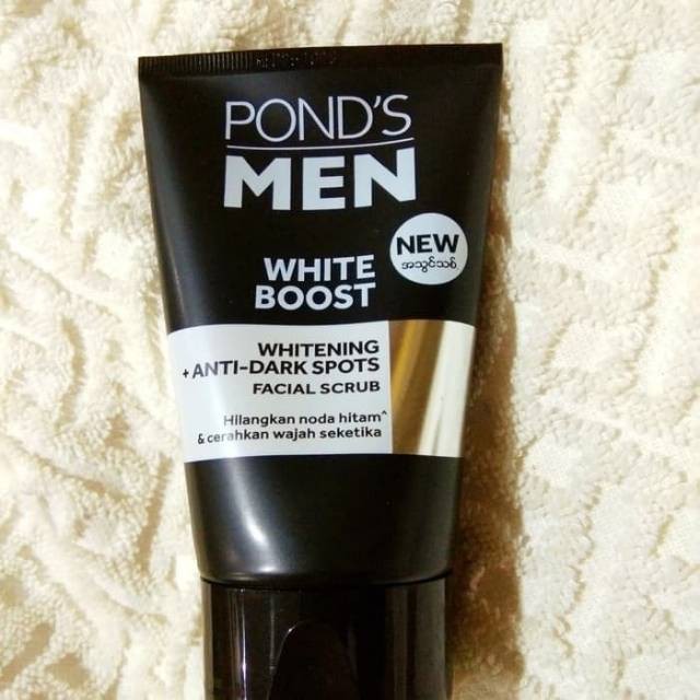 Ponds Men White Boost Facial Scrub