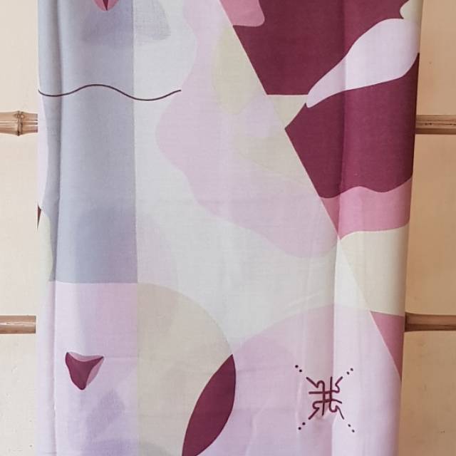 Preloved Jilbab/Hijab/Kerudung/Scarf Ria Miranda