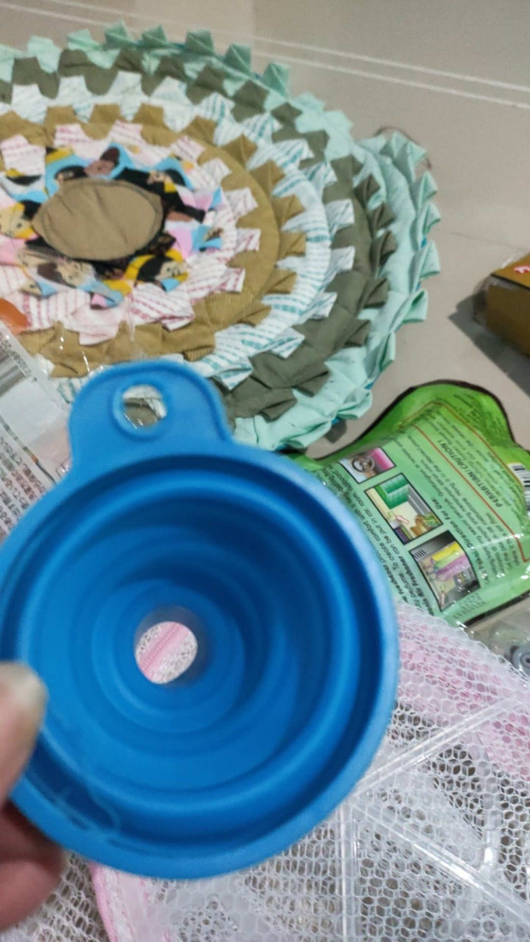 Corong Bulat Lipat Air Karet Silikon Minyak