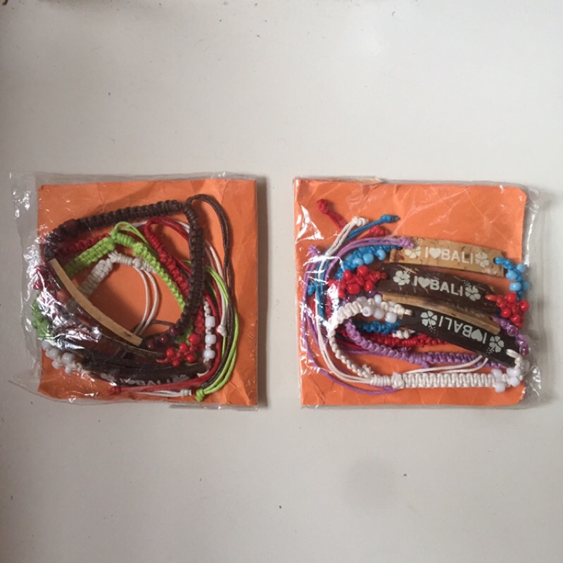 Oleh-oleh khas Bali Gelang Bali Isi 4 Agung Bali gelang persahabatan couple