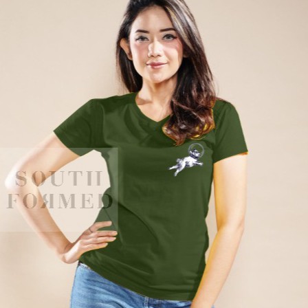 SOUTH FORMED LITTLE ASTRO DOG KAOS V NECK / O NECK KATUN PREMIUM ADEM WANITA / CEWEK GAMBAR