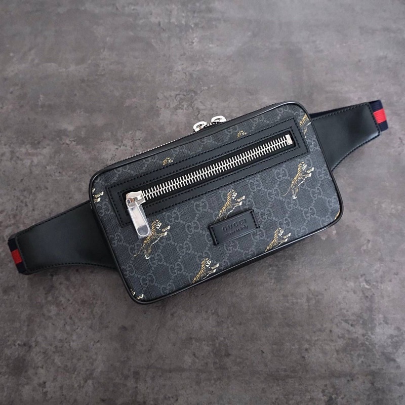 gc bumbag supreme tiger in black color 24cm