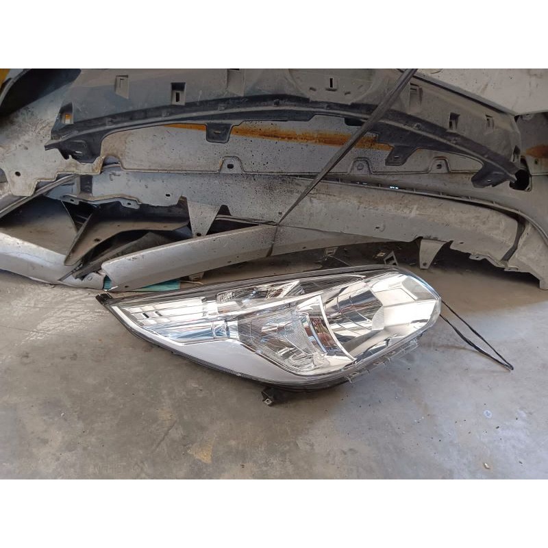 HEADLAMP/LAMPU DEPAN CHEVROLET SPIN