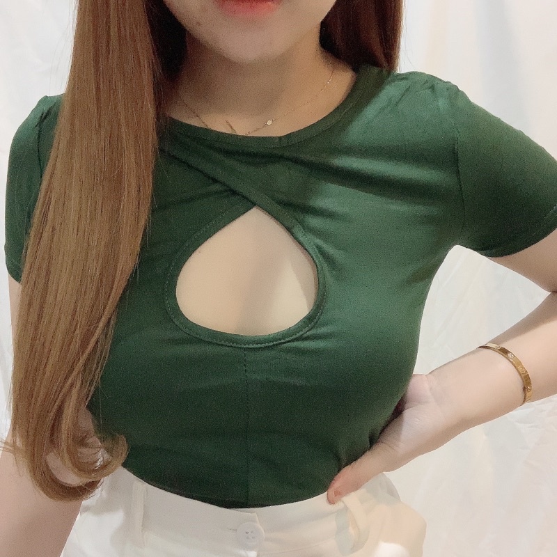 Teardrop Cut Out Top | Fashion Sexy Atasan Crop Wanita | Maimon Grosir