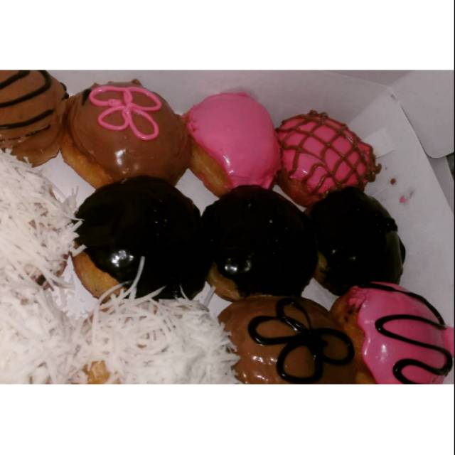 

Donat Homemade isi 12biji