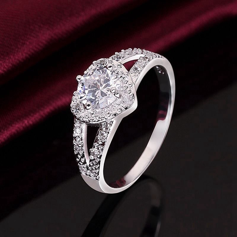 Cincin Zircon Platinum Bentuk Hati | Cincin Bahan Stainless Steel | Perhiasan Aksesoris Tunangan Untuk Pria Dan Wanita