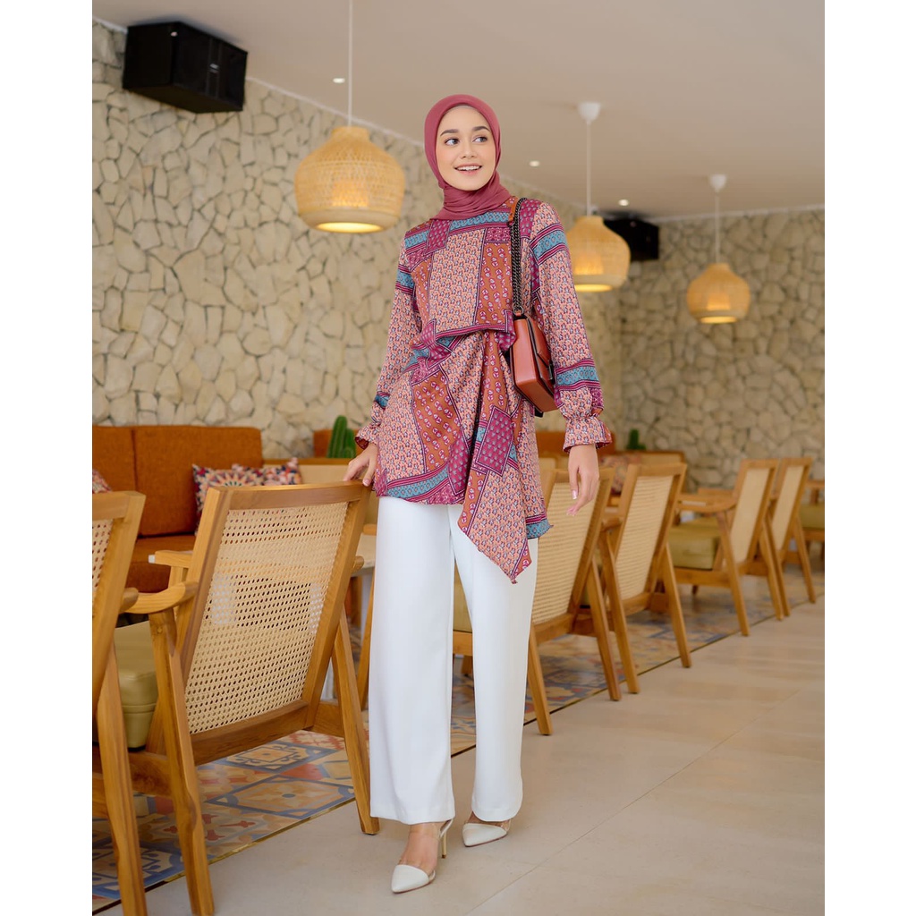 ALONNA BLOUSE