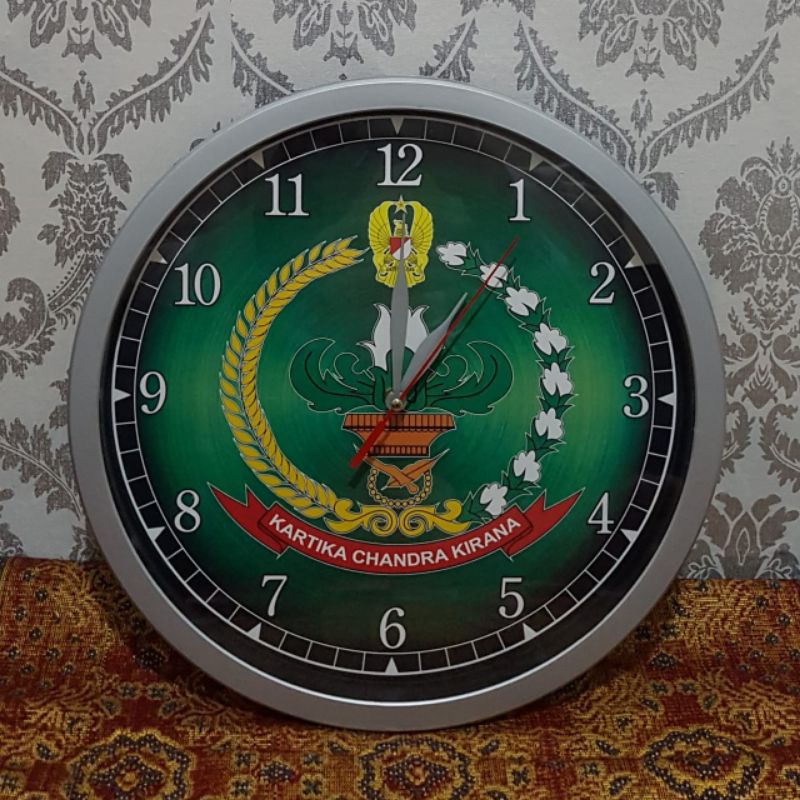 JAM DINDING PERSIT TNI AD