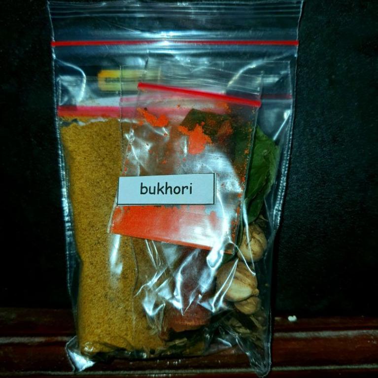 

Big Promo BUMBU NASI BUKHORI / BUKHARI (untuk takaran 500gr beras Basmati) ー