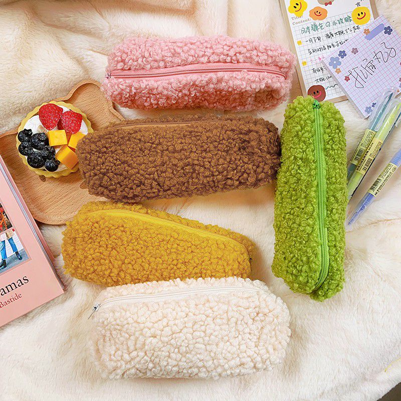 

Pensil Case Serbaguna Bulu Lucu Kotak Pensil Sekolah / Pouch Make up Lucu