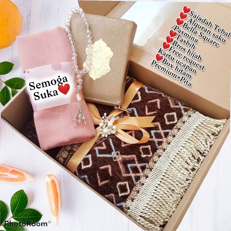 

PROMO!! TERBARU HAMPERS CEWEK HEMPERS SAJADAH,HIJAB PASMINA/BELLA, ALQURAN,TASBIH, REQ KARTU UCAPAN