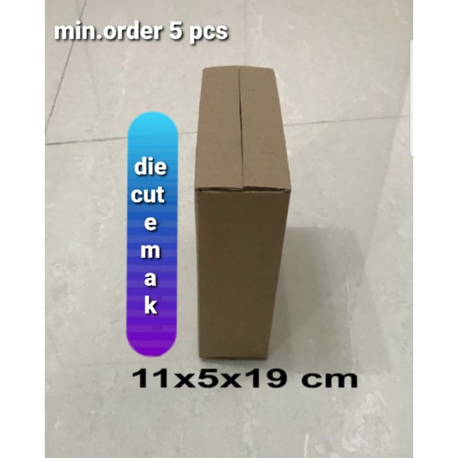 

Kardus / box / 11x5x19 cm / karton packing polos baru ST