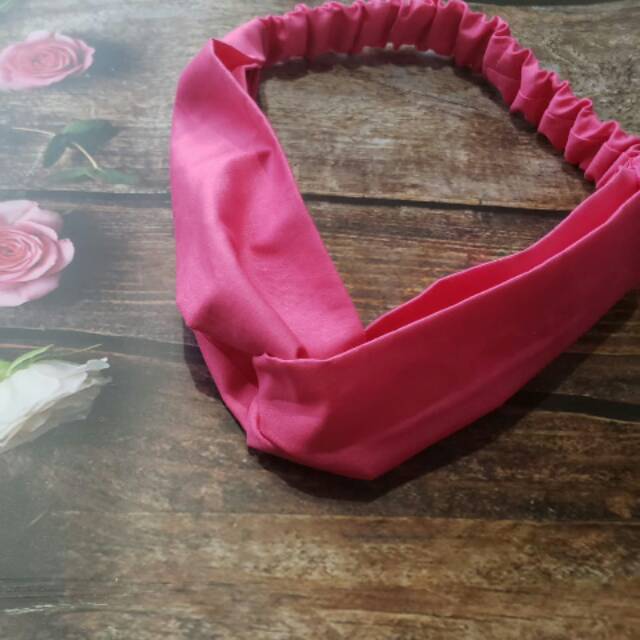Bandana Kain Polos Pink