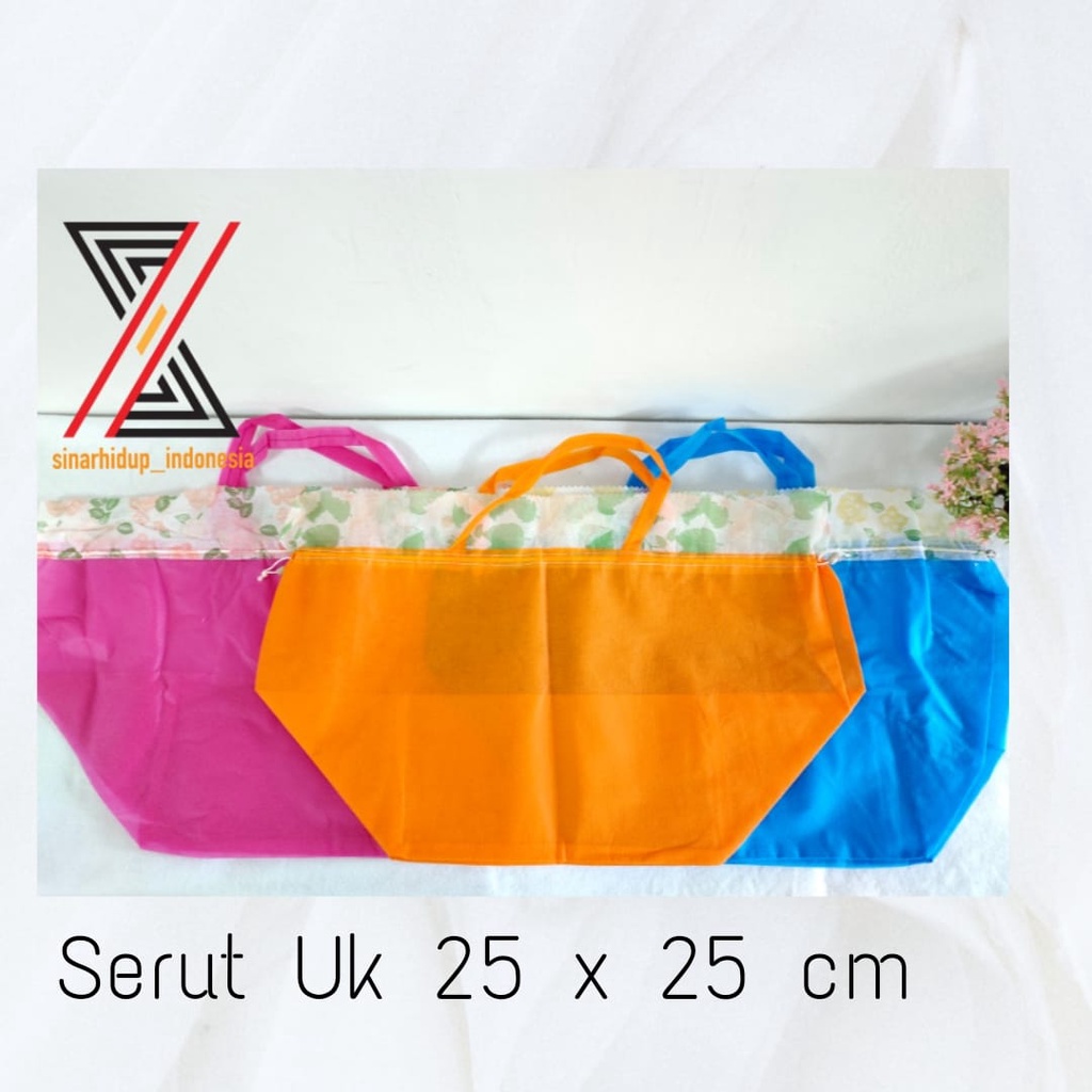 

Goodie Bag Tas Serut Polos Dus 25 x 25 Spunbond Tote Bag Souvenir Weding Hajatan Perlusin ( 12 Pcs )