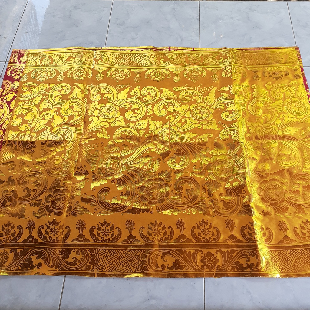 34 meter Kain prada emas bali motif bunga 1 roll