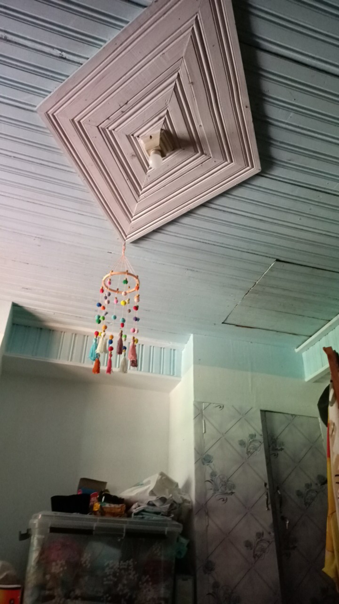 Gantungan Box Bayi