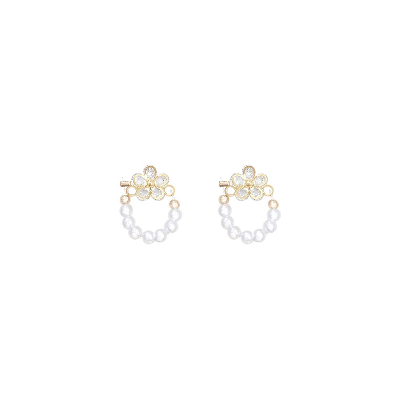 Anting Stud Desain Bunga Aksen Mutiara Bahan 925 silver needle Zircon Untuk Wanita