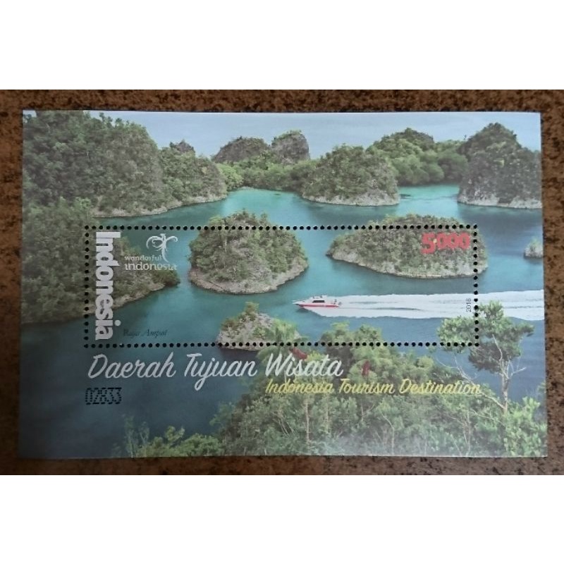 

Souvenir Sheet Indonesia seri Daerah Tujuan Wisata Raja Ampat 2016