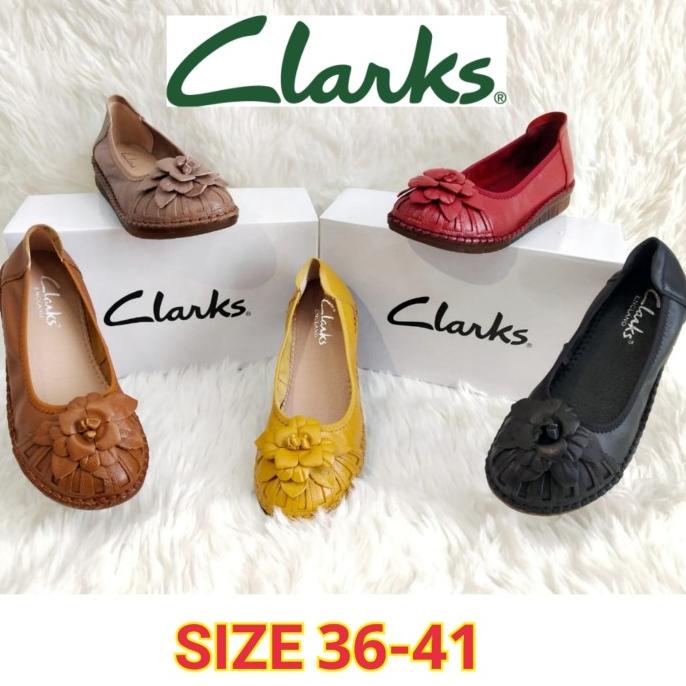 SEPATU WANITA CLARKS FLOWER FLAT 875 MODEL TERBARU Termurah