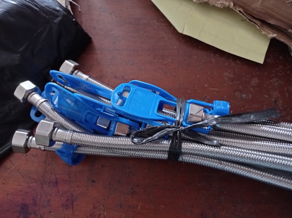 Selang Flexible Anyam 30 Cm Ernesto