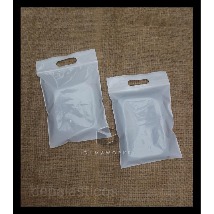 

Plastik Klip Plong 20X25 + 7Cm, Tanpa Sablon (Polos) Packaging Hijab - Putih Bermutu