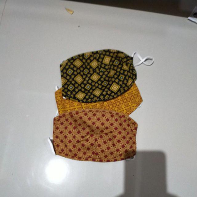 MASKER KAIN BATIK  KERIS  ASLI SOLO 3 PLY Shopee  Indonesia