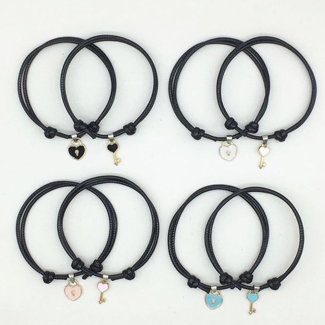 2pcs Gelang Tangan Pasangan Desain Kunci Hati Simple Untuk Hadiah