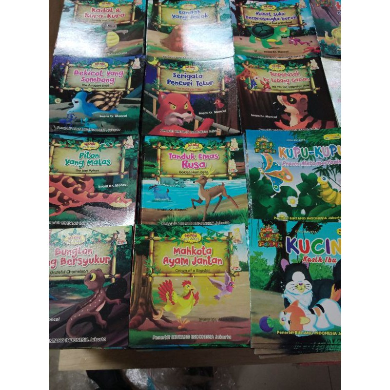 BUKU DONGENG SERI FABEL DAN SERI DONGENG BINATANG 19×19CM