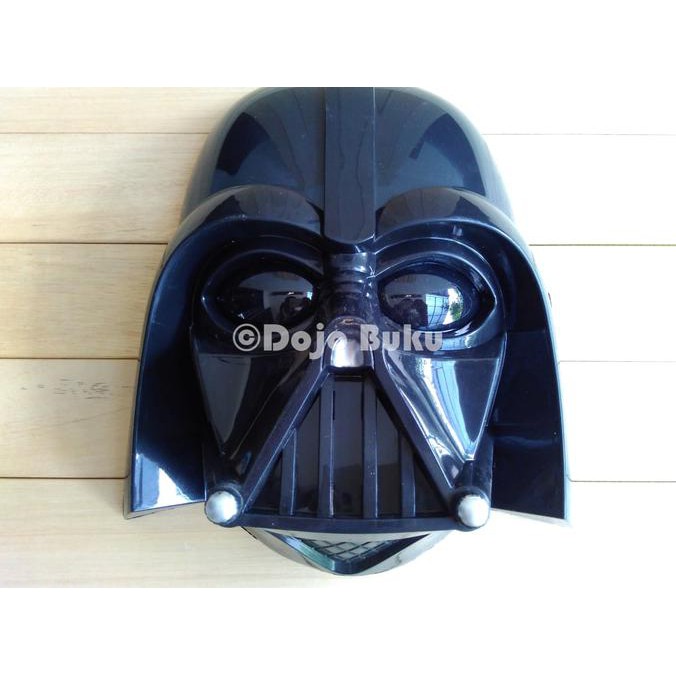 

SALE 40% Topeng Darth Vader Star Wars (Menyala & Bunyi) BERMUTU