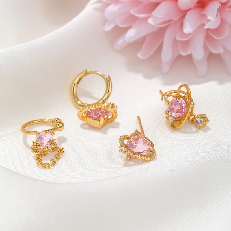 4 Pcs / set Anting Stud Zirconium 18K Gold-plated Bentuk Hati Warna Pink Peach Untuk Wanita